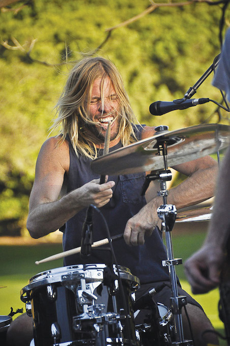 Taylor Hawkins playing with his band, Chevy Metal, at a Wheels 4 Life fundraiser event_credit Bill Freeman