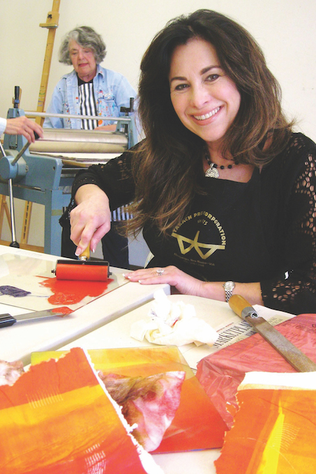 06 Carla Meberg teaches printmaking